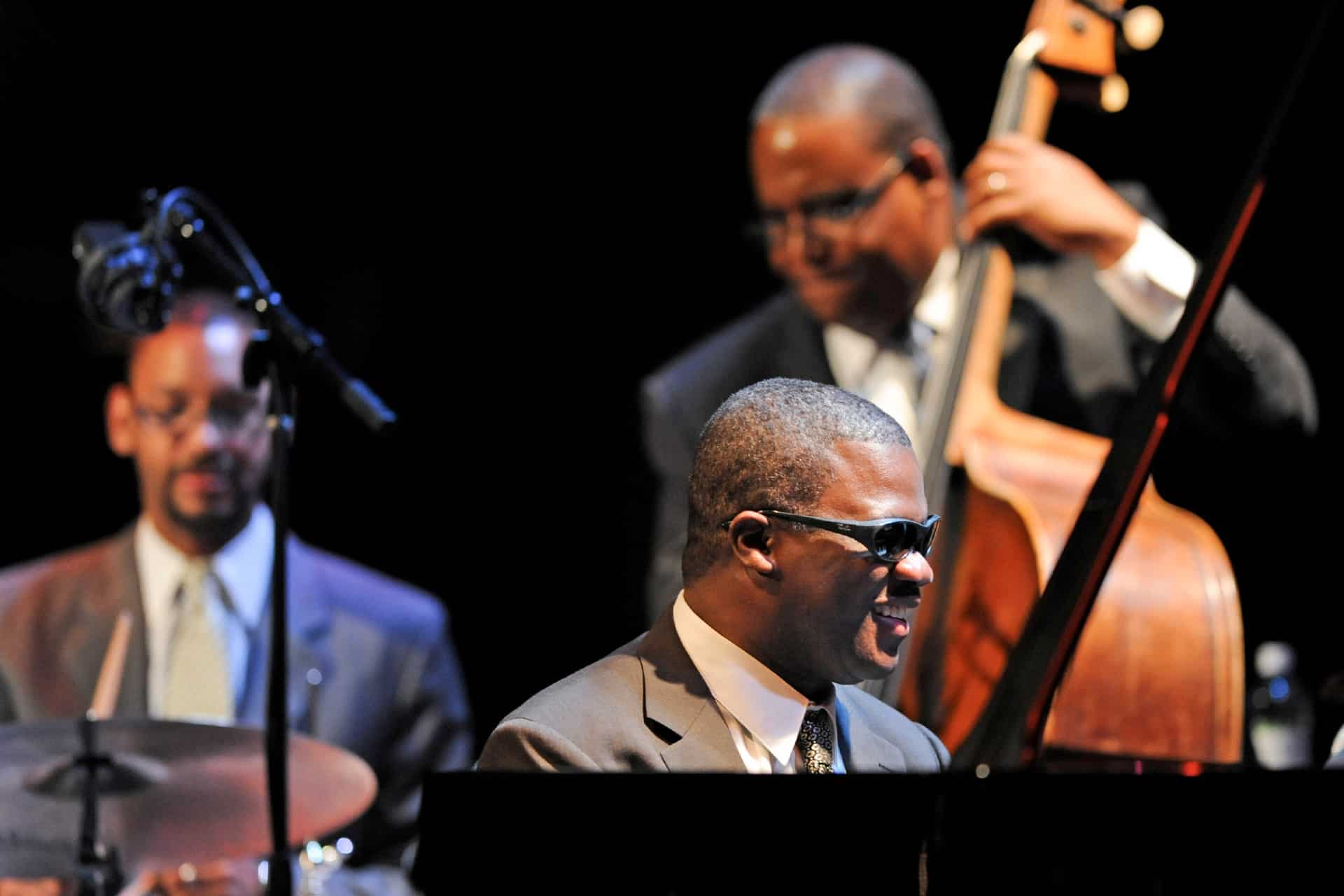 Marcus Roberts Trio: Rhythm in Blue